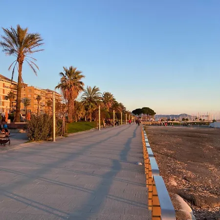 La Tana Dei Buoni Propositi “in Riviera” 아파트