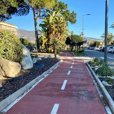 아파트 La Tana Dei Buoni Propositi “in Riviera” *